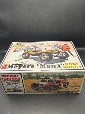 AMT Retro Deluxe Meyers Manx Dune Buggy Plastic Model Kit 1:25 Scale